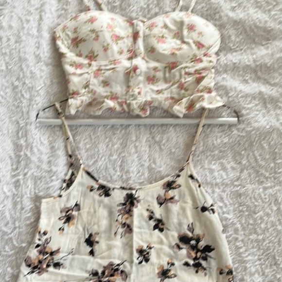 Mixed Lot of 2 Summer Cropped Blouses/Shirts. - Picture 1 of 11